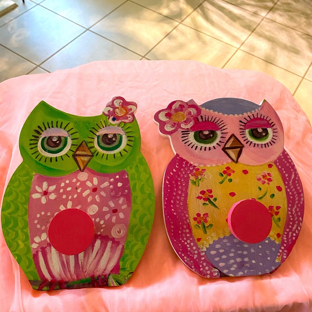 OWL WALL HANGERS NWOT